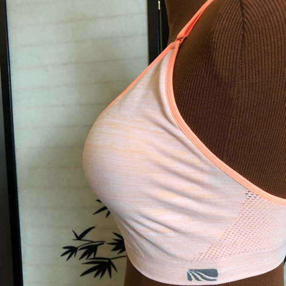 Womens Marika Racerback Sports Bra Top Wireless Size XL. - Picture 6 of 13